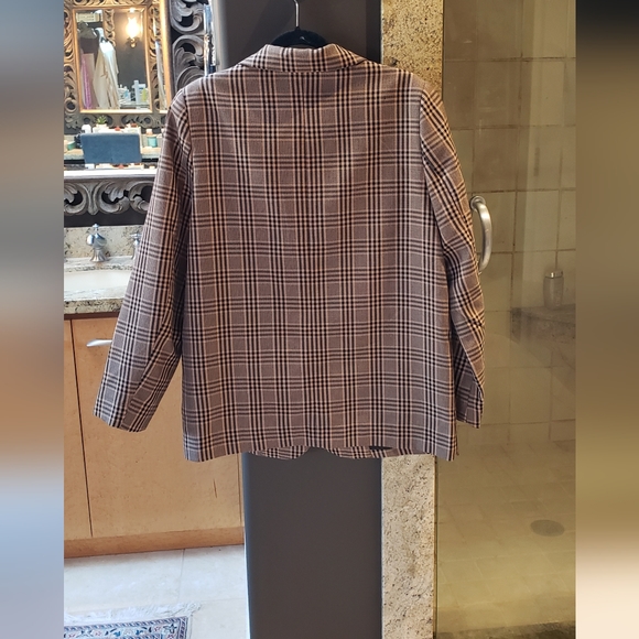 TWIK Blazer - Picture 4 of 4